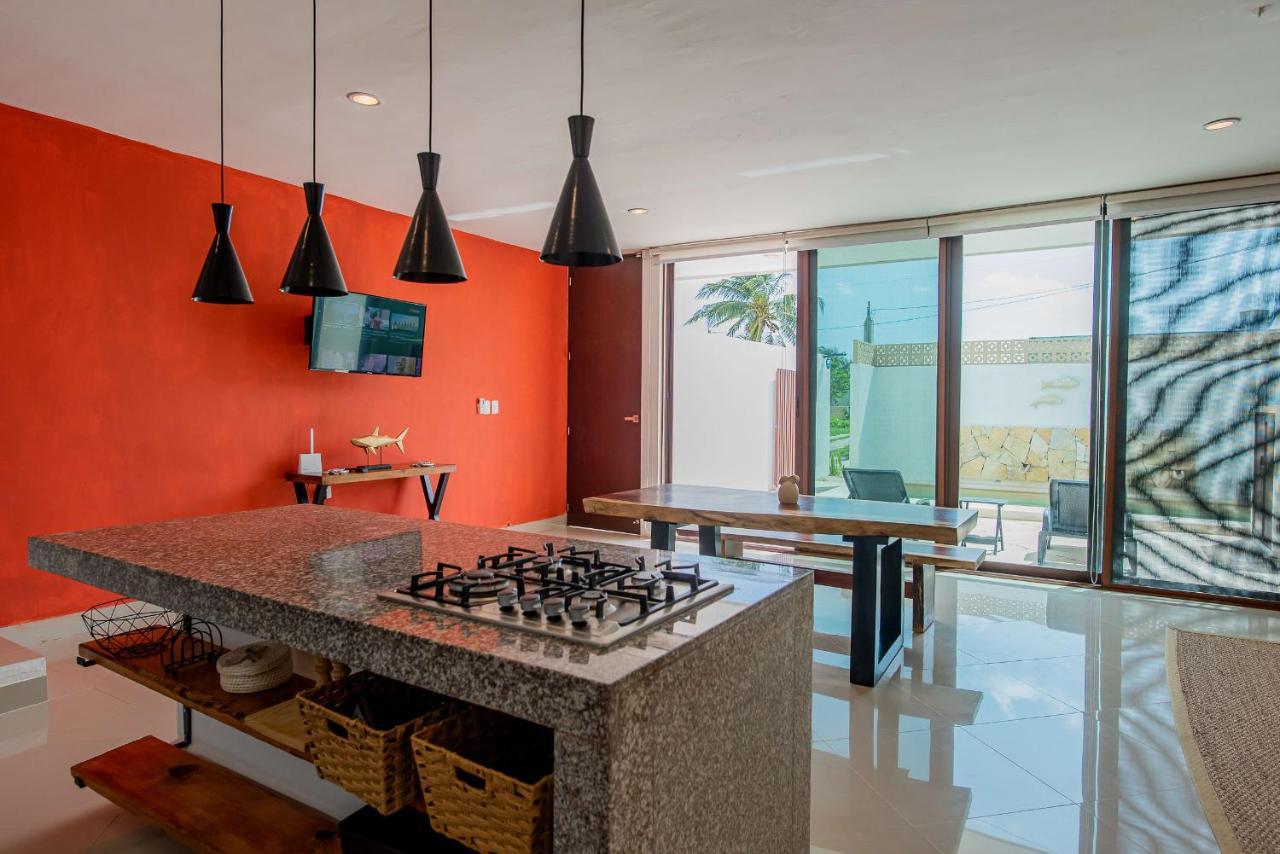 97982 New Modern Villa, Private Pool, High Internet Speed, 2 Blocks From The Beach Chicxulub Bagian luar foto