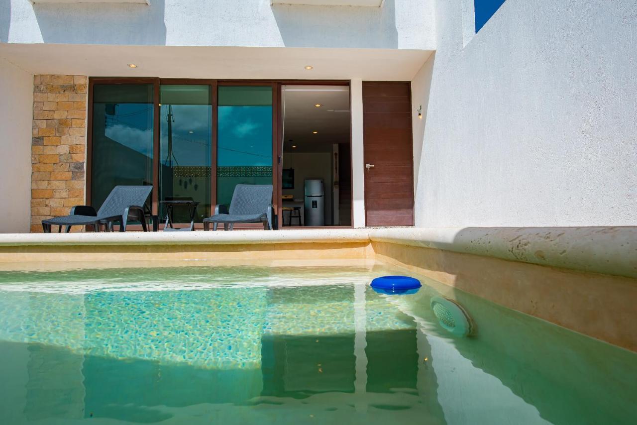 97982 New Modern Villa, Private Pool, High Internet Speed, 2 Blocks From The Beach Chicxulub Bagian luar foto