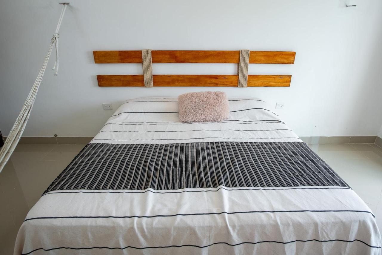 97982 New Modern Villa, Private Pool, High Internet Speed, 2 Blocks From The Beach Chicxulub Bagian luar foto