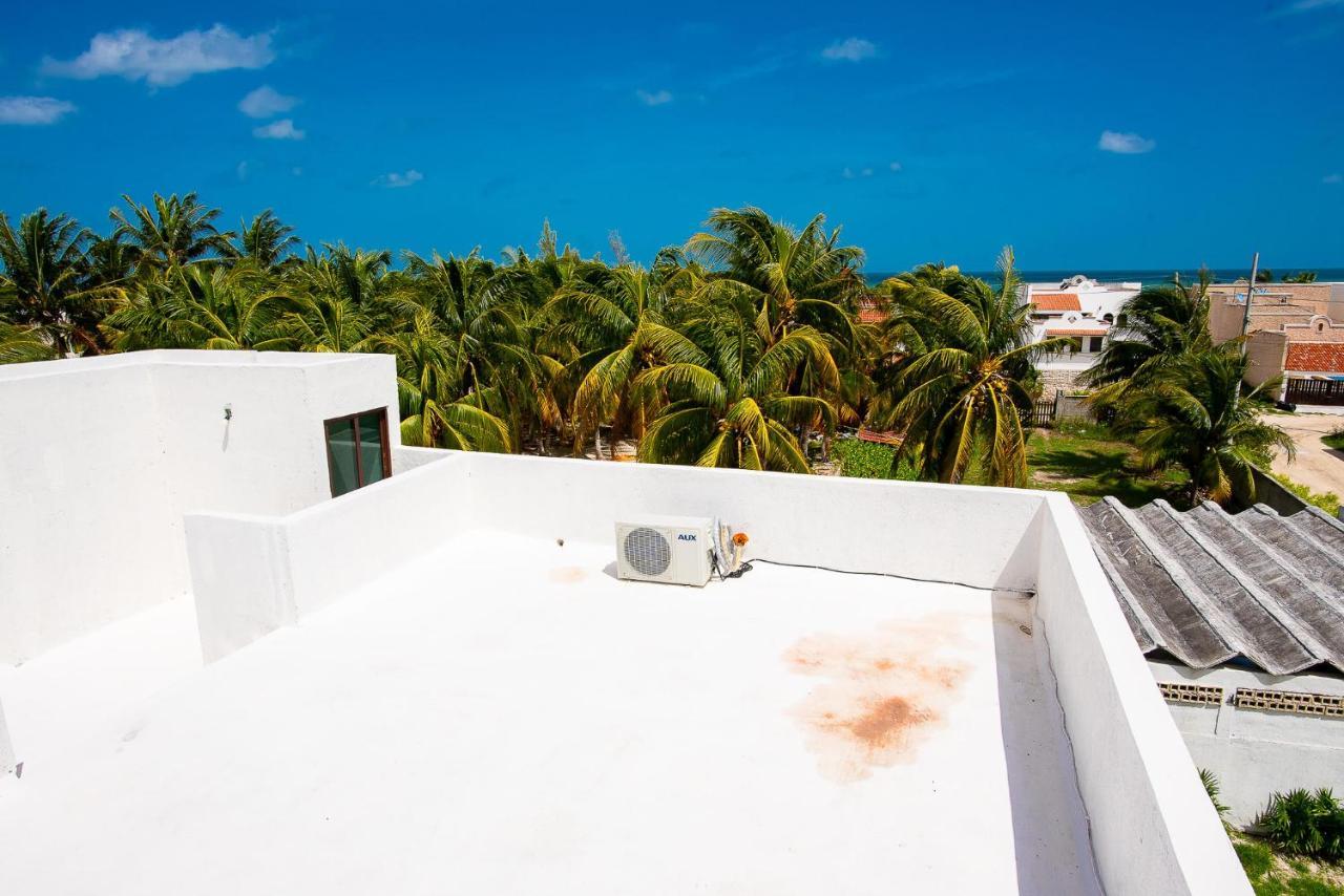 97982 New Modern Villa, Private Pool, High Internet Speed, 2 Blocks From The Beach Chicxulub Bagian luar foto