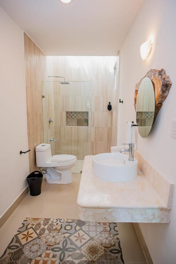 97982 New Modern Villa, Private Pool, High Internet Speed, 2 Blocks From The Beach Chicxulub Bagian luar foto